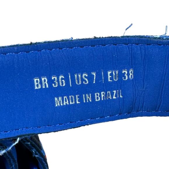 Farm Rio NWT Macaw Platform Rainbow Sandals Size 7 Open Toe Strappy Tropical - Picture 7 of 7